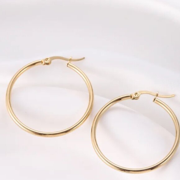 1 Pair Vintage Style Simple Style Round Plating Titanium Steel 18K 35mm - Picture 3 of 5